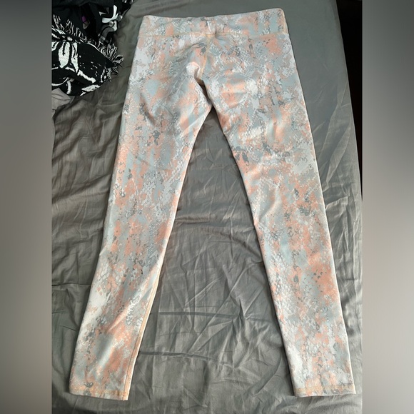 L Alo Pink and Grey Snakeskin Leggings - Picture 13 of 14